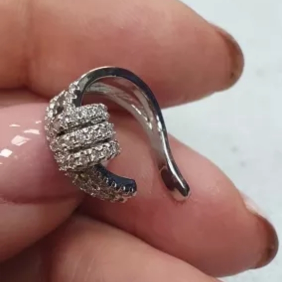 Set White Rhodium micro pave cuff earrings - Picture 4 of 4